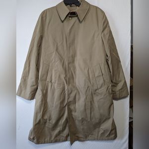 Vintage Austin Manor Beige trench coat‎ size 38
